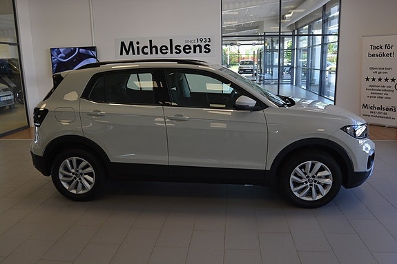 Volkswagen T-Cross 4 of 5