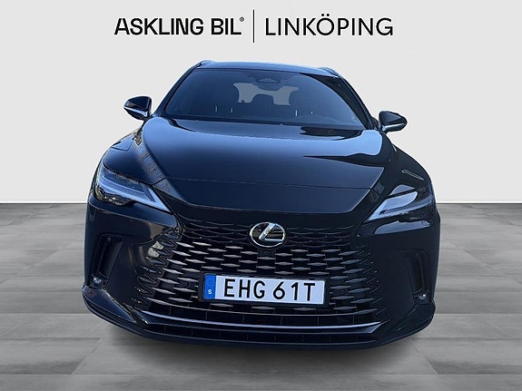 Lexus NX450h+ 5 of 5