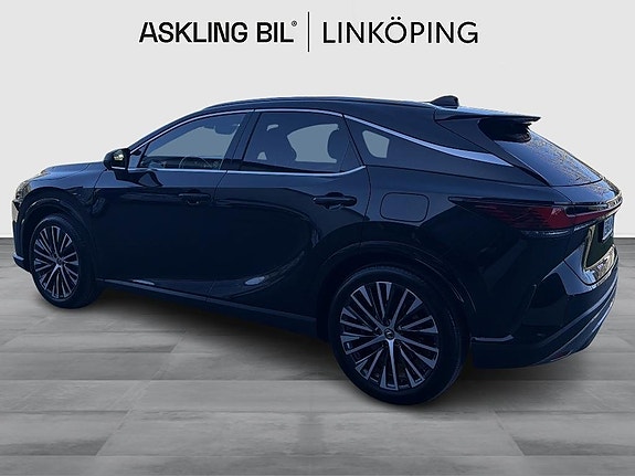 Lexus NX450h+ 3 of 5