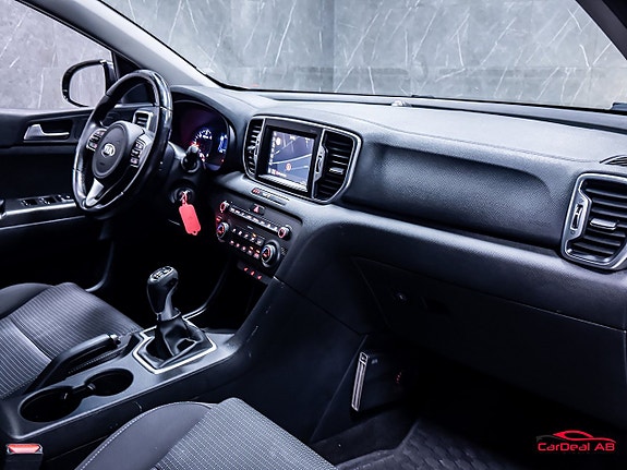 Kia Sportage 14 of 28
