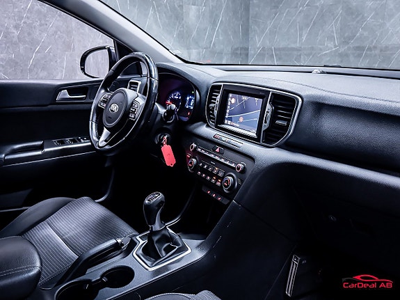 Kia Sportage 13 of 28