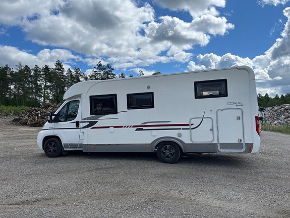 Adria Coral Mobil 670 3 of 5