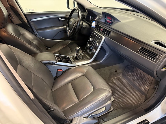 Volvo XC70 20 of 20