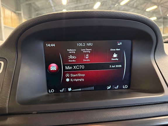 Volvo XC70 14 of 20