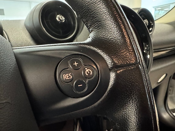 MINI Countryman Cooper 11 of 15