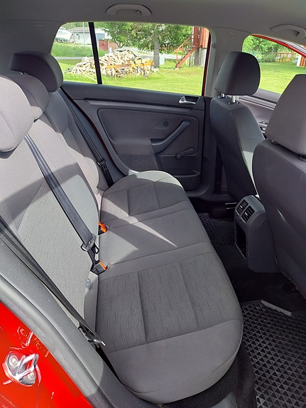 Volkswagen Golf V 4 of 5