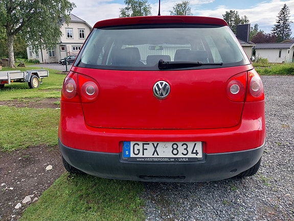 Volkswagen Golf V 7 of 7