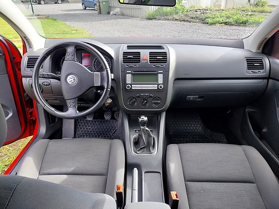 Volkswagen Golf V 3 of 5