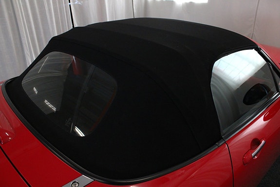 Mazda MX-5 13 of 29