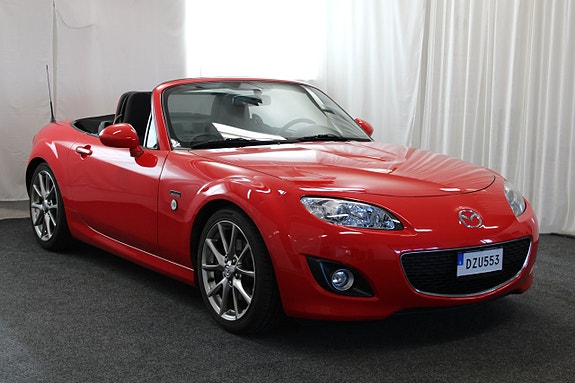 Mazda MX-5 2 of 5