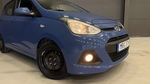 Hyundai i10 3 of 5