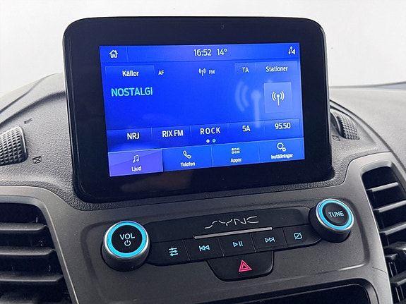 Ford Transit Connect 23 of 26