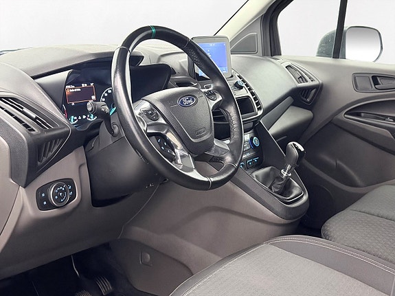 Ford Transit Connect 15 of 26