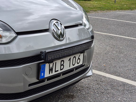 Volkswagen UP! 9 of 15