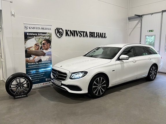 Mercedes-Benz E300 de 14 of 28