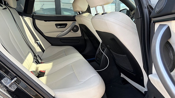 BMW 430i 15 of 16