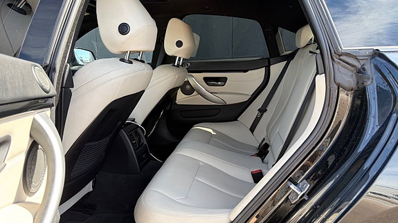 BMW 430i 14 of 16