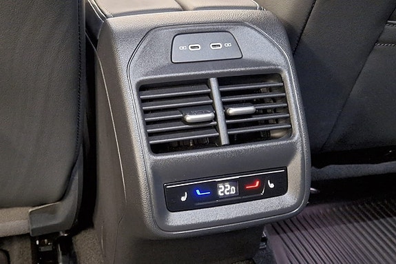 Volkswagen Passat 18 of 18