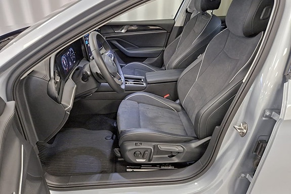 Volkswagen Passat 8 of 18
