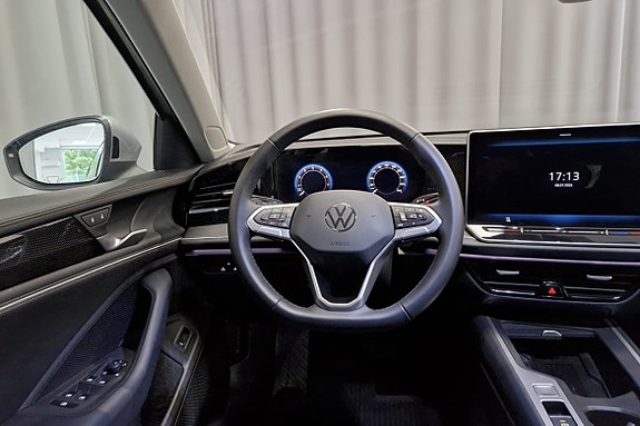 Volkswagen Passat 10 of 18