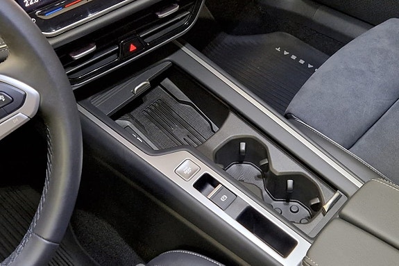 Volkswagen Passat 15 of 18