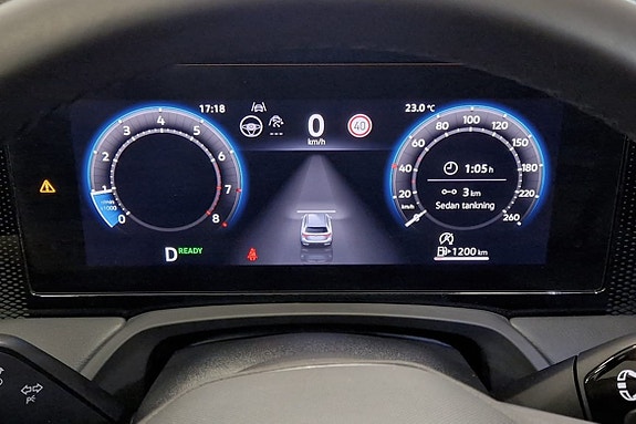 Volkswagen Passat 12 of 18