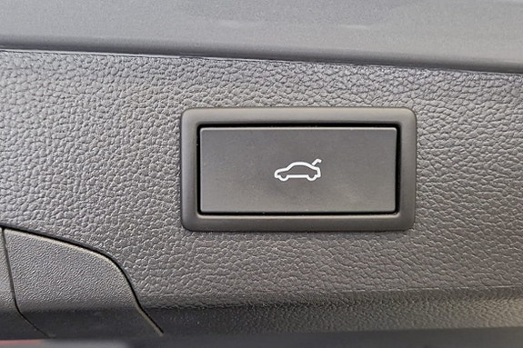 Volkswagen Passat 7 of 18