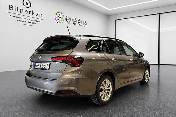 Fiat Tipo 2 of 5