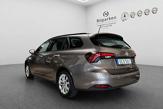 Fiat Tipo 3 of 5