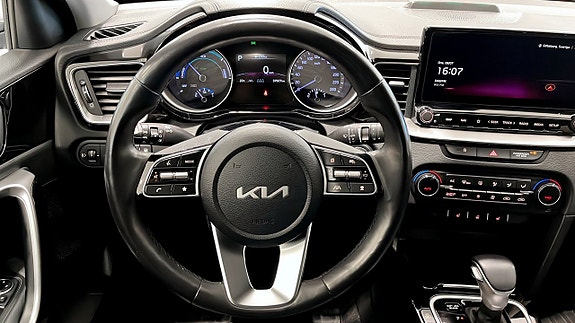 Kia Ceed 10 of 18
