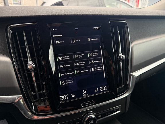 Volvo S90 18 of 21