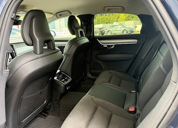 Volvo S90 11 of 21