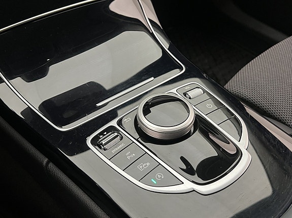 Mercedes-Benz C200 d 27 of 30