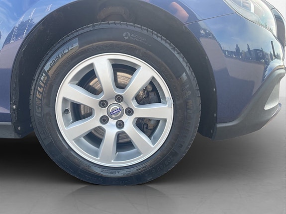 Volvo V40 Cross Country 28 of 28