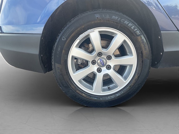 Volvo V40 Cross Country 25 of 28