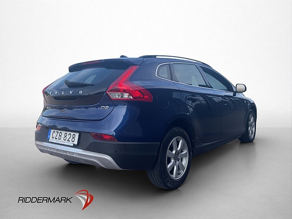 Volvo V40 Cross Country 8 of 28