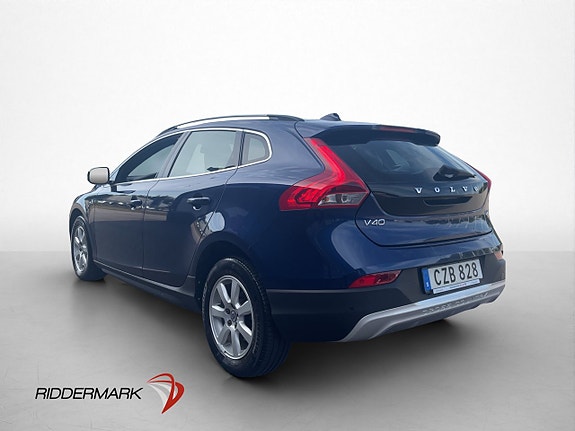 Volvo V40 Cross Country 5 of 28