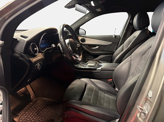 Mercedes-Benz GLC300 de 11 of 26