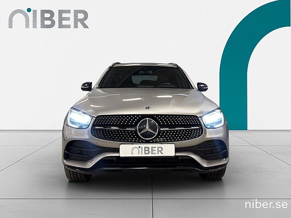 Mercedes-Benz GLC300 de 2 of 5