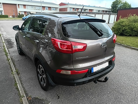 Kia Sportage 3 of 9
