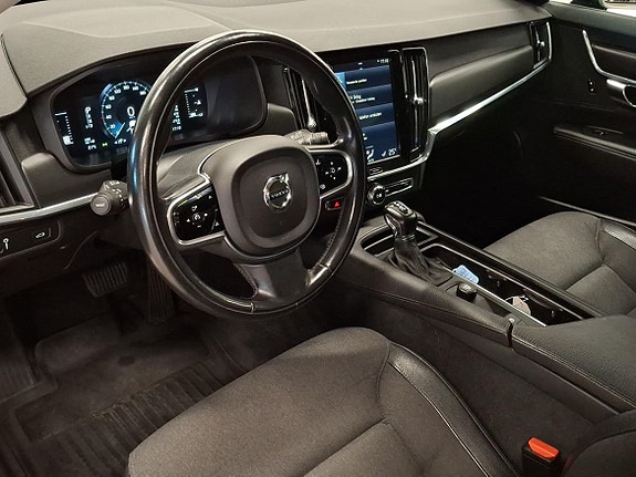 Volvo V90 10 of 19