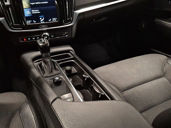 Volvo V90 14 of 19