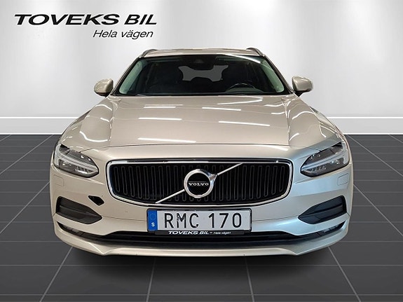 Volvo V90 8 of 19