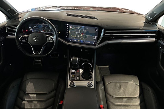 Volkswagen Touareg 10 of 27