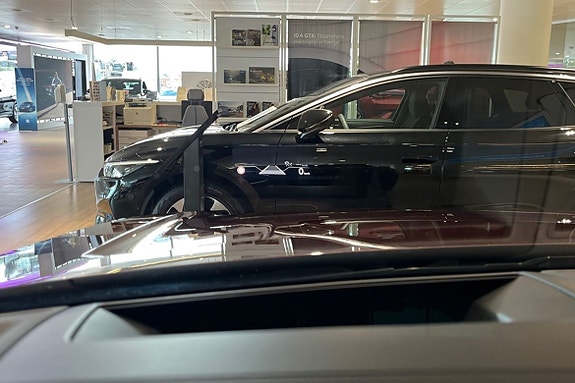 Volkswagen Touareg 13 of 27
