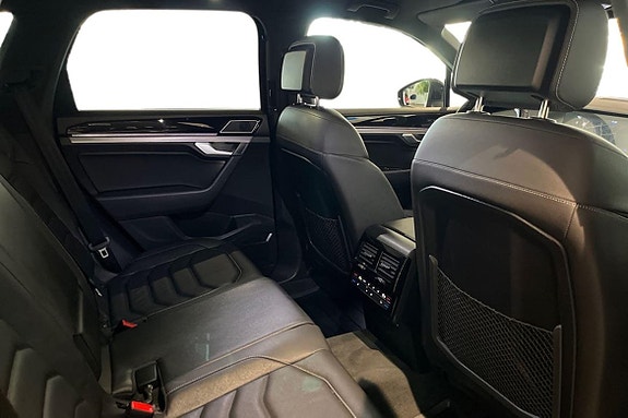 Volkswagen Touareg 23 of 27