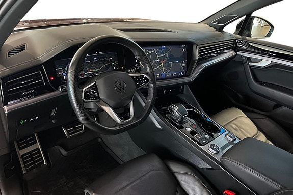 Volkswagen Touareg 9 of 27