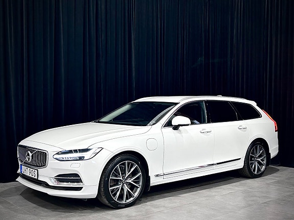 Volvo V90 4 of 5