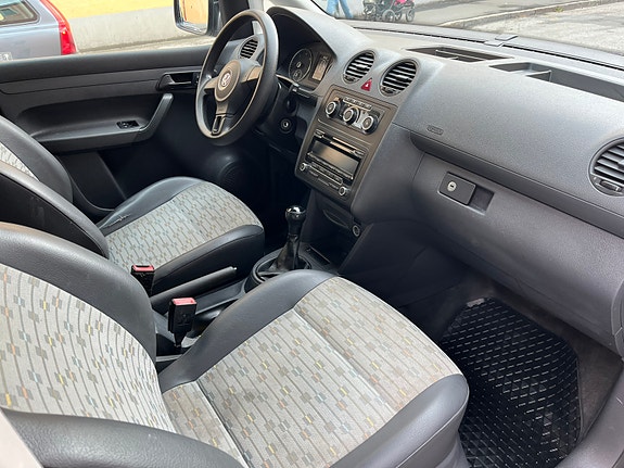 Volkswagen Caddy 13 of 19