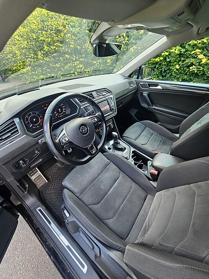 Volkswagen Tiguan 17 of 26